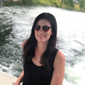 Meet your Posher, Jacquelyn